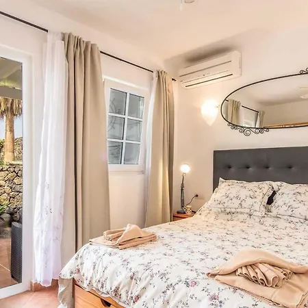 Puerto Del Carmen Sleeps 8 Air Con Wifi