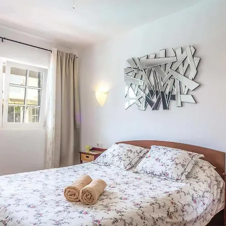 Vila Puerto Del Carmen Sleeps 8 Air Con Wifi Puerto del Carmen (Lanzarote)